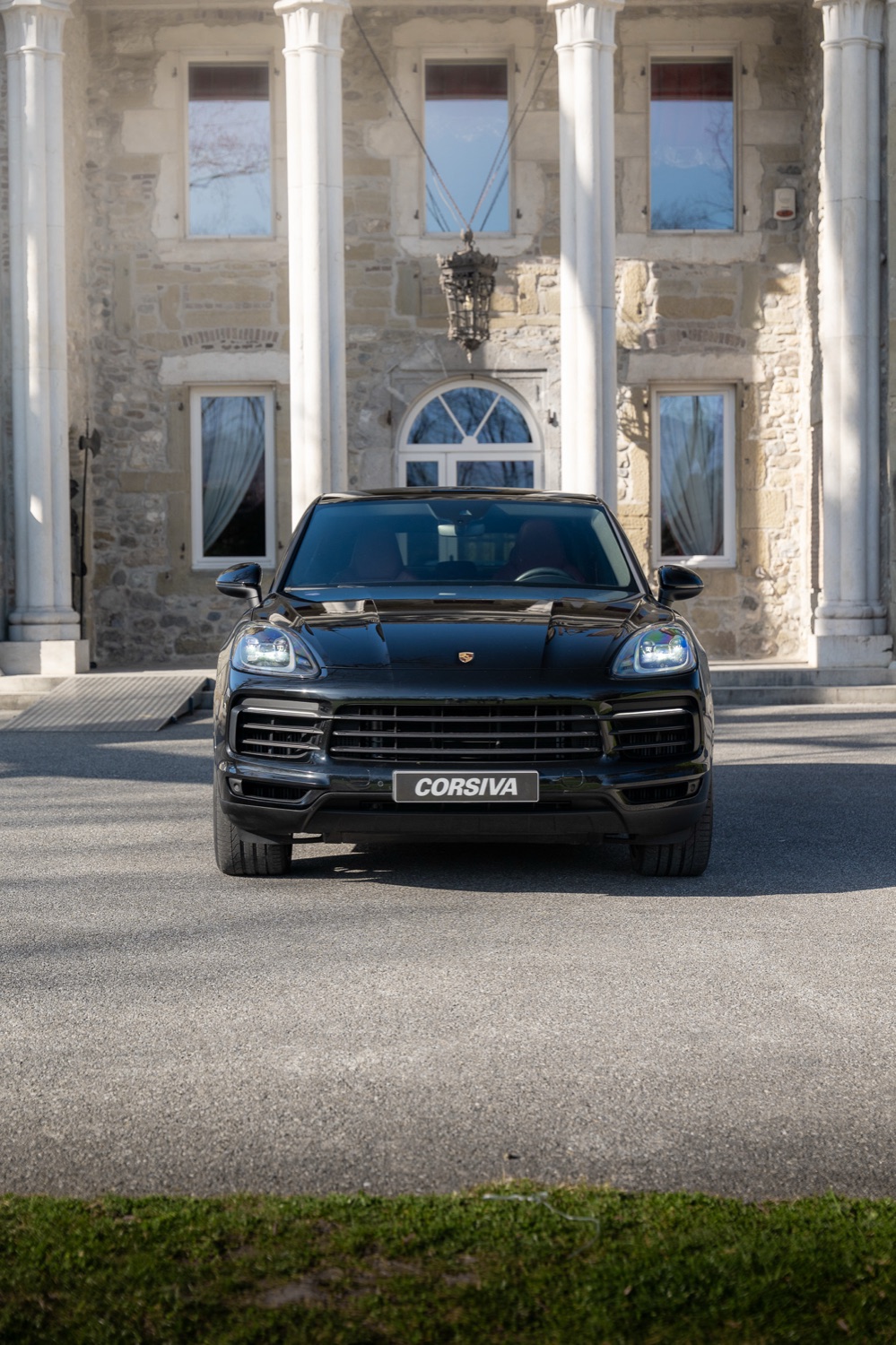 Location Porsche Cayenne en Savoie