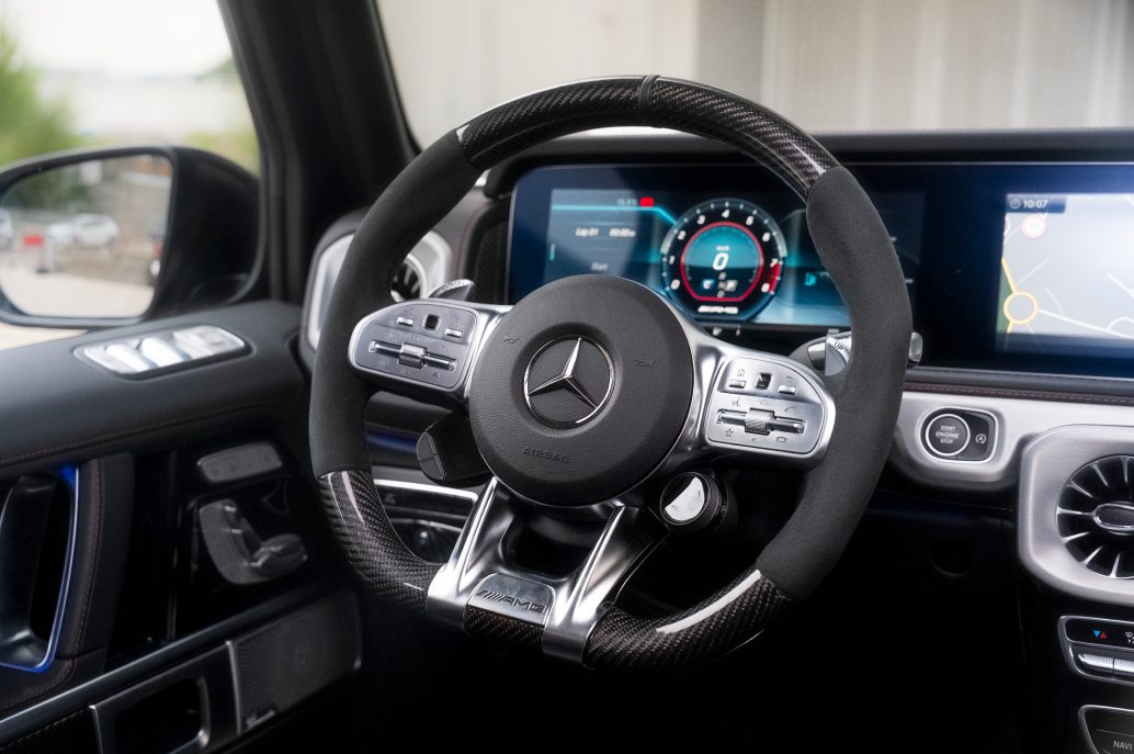 Mercedes G 63 AMG 2024 — volant AMG et écrans