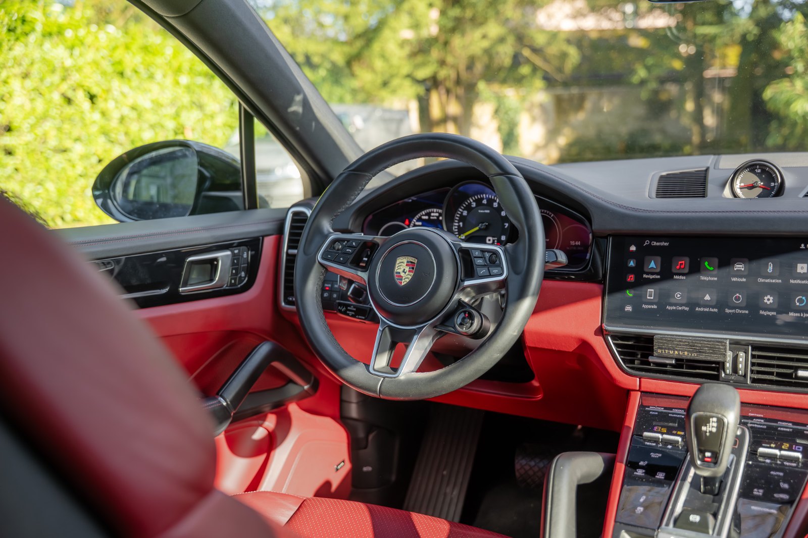 Porsche Cayenne Coupé — poste de conduite